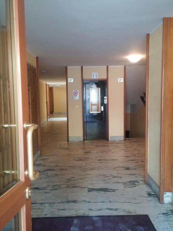 Le Lion Apartments - Lys Family Apartment Aosta Exterior photo