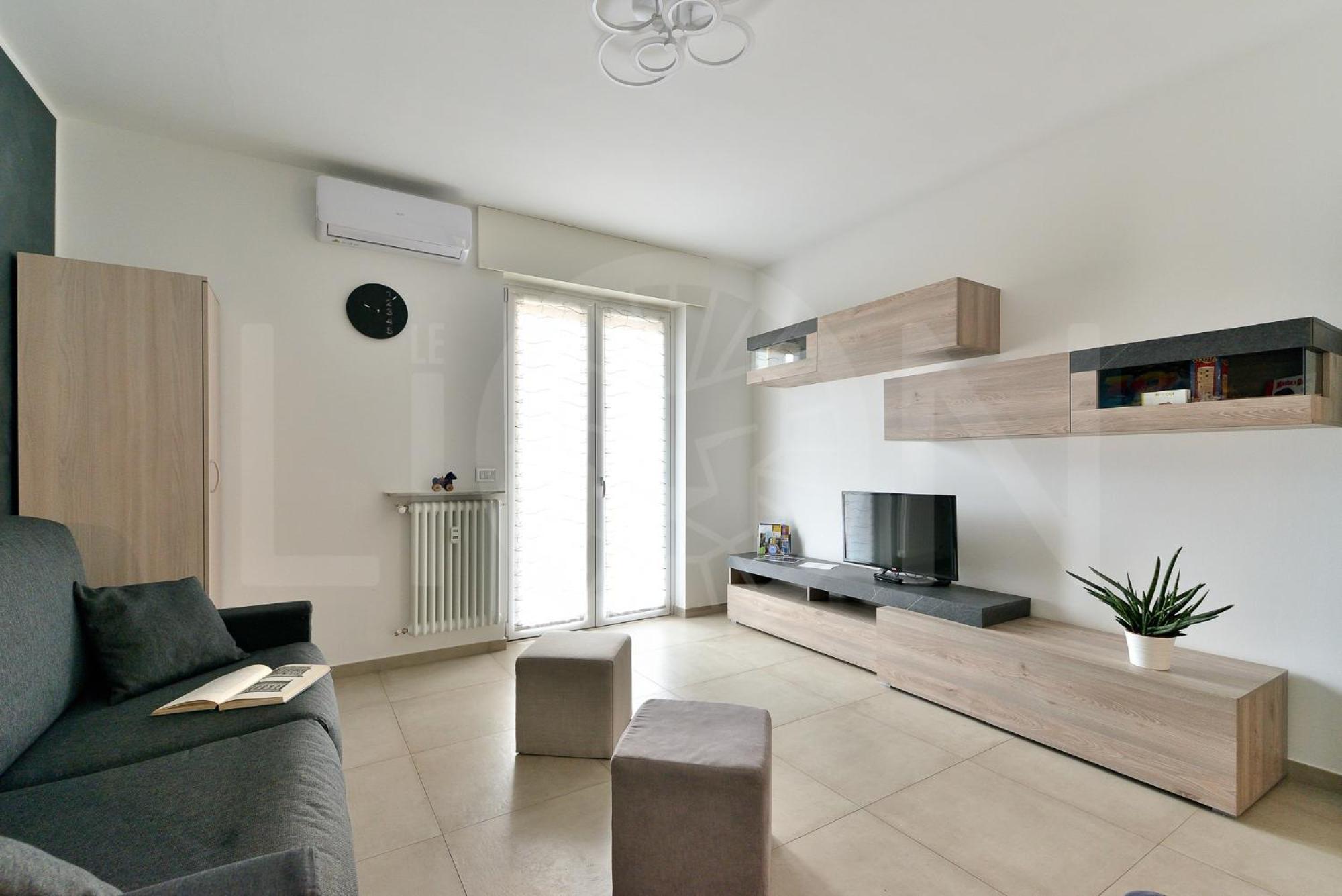 Le Lion Apartments - Lys Family Apartment Aosta Exterior photo