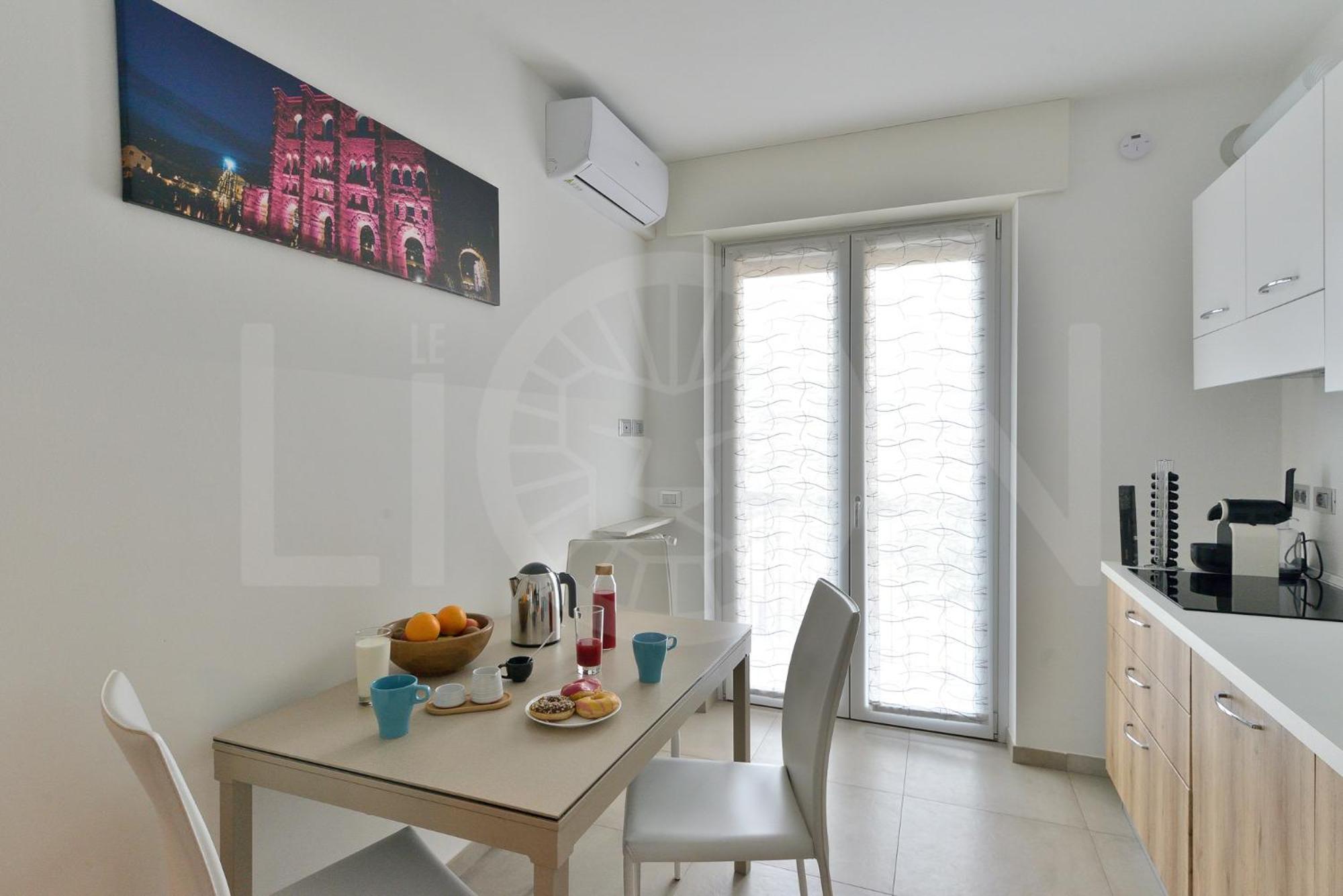 Le Lion Apartments - Lys Family Apartment Aosta Exterior photo